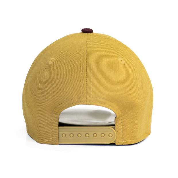 Gorra 940 Hug Guinda DDM 25 TC