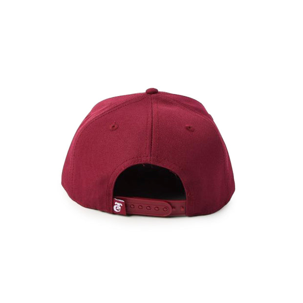 Gorras nike guindas top